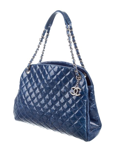 chanel mademoiselle purse pack